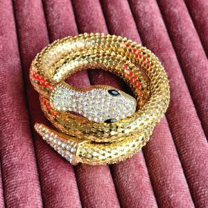 Serpenté Luxe Gold Coil Bracelet