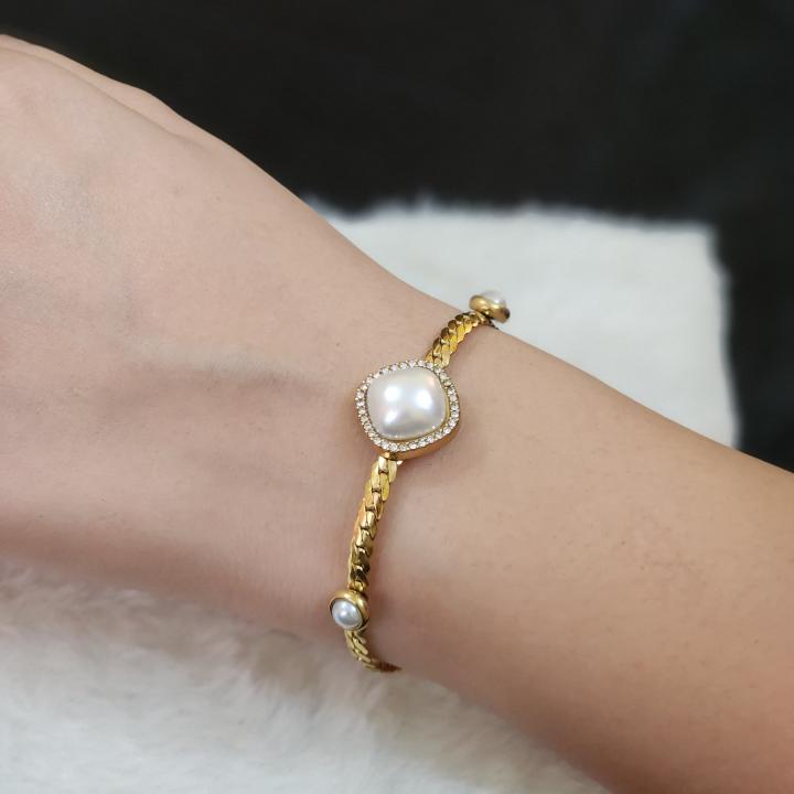 Noor Pearl Elegance Bracelet