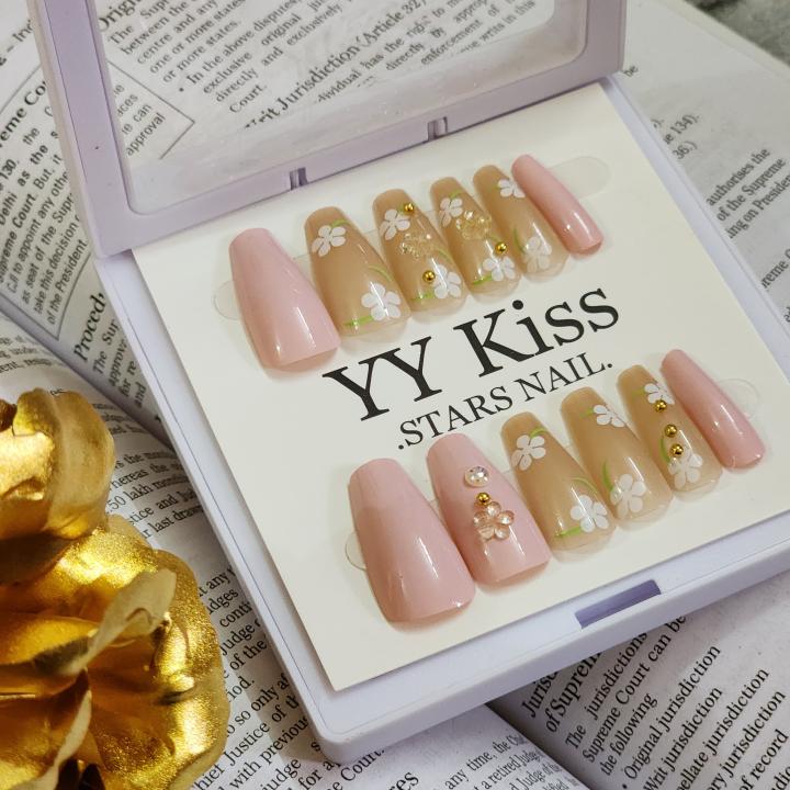 “Blossom Nudes” Luxe Press-On Nail Set