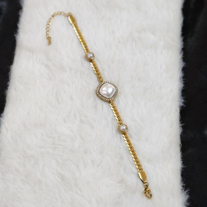 Noor Pearl Elegance Bracelet