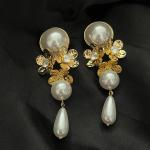 Florina Pearl Drop Earrings