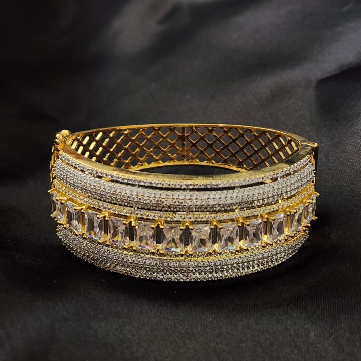 The Imperial Grace Pearl & Crystal Bracelet