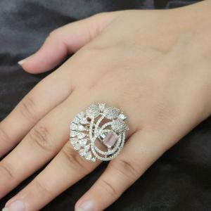 Rosélia Crystal Bloom Ring