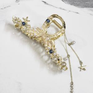 Oceanic Elegance Starfish Pearl Hair Clutcher