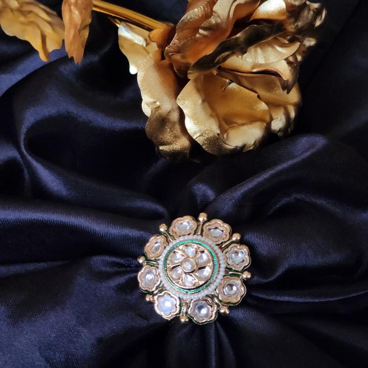 Viraasat Kundan Royale Ring
