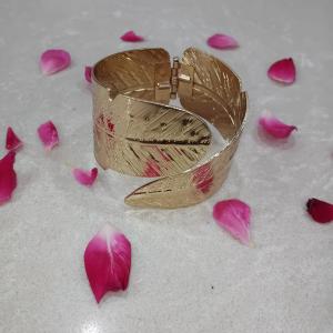 Prakriti Leaf-Muse Gold Cuff Bracelet
