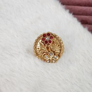 Riti Viraasat Antique Kundan Ring