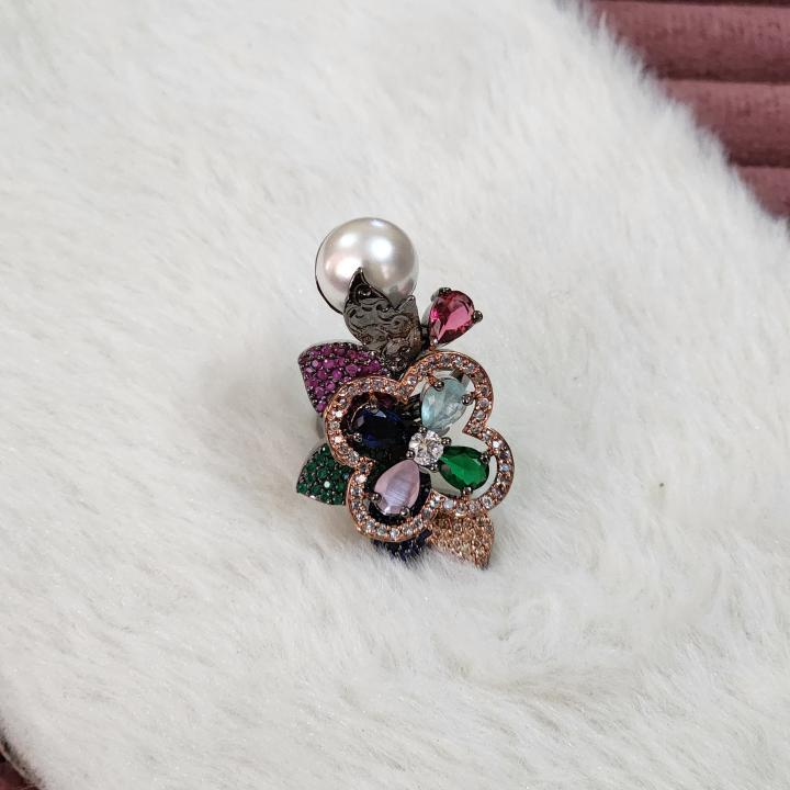 Iris Royale Multigem Ring